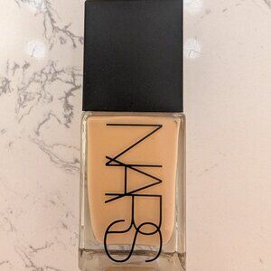 Nars Light Reflecting Skin Improving Medium Coverage Foundation in Punjab